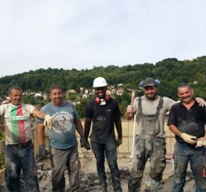 Les démolisseurs de la percée à Decazeville Les demolisseurs de la percee a Decazeville
