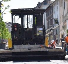 Pose_Enrobé_Rue_Cayrade_Decazeville Pose_Enrobe_Rue_Cayrade_Decazeville